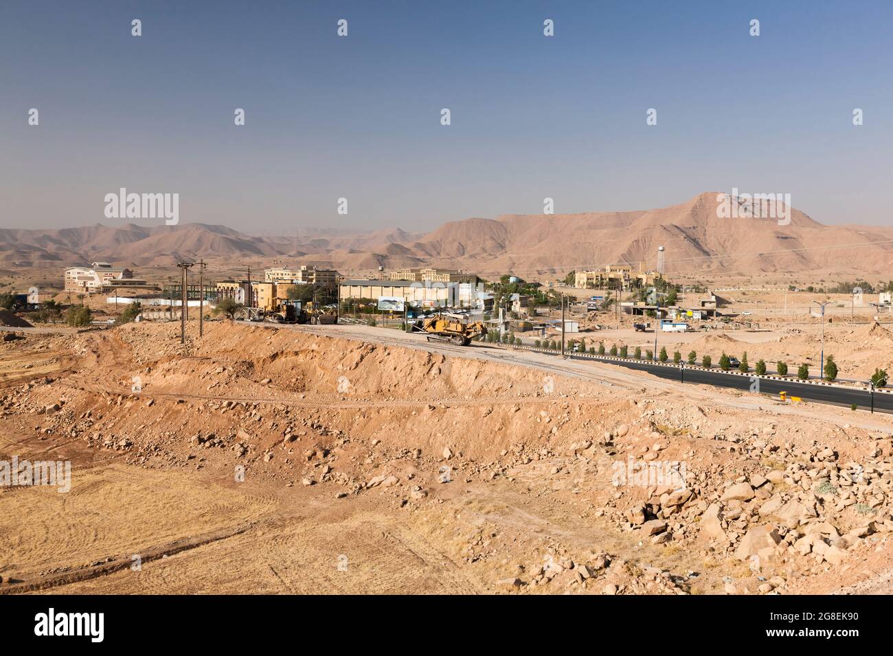 Nountain pass near Masjed Soleyman, Zagros mountains, Khuzestan Province, Iran, Persia, Western Asia, Asia Stock Photo