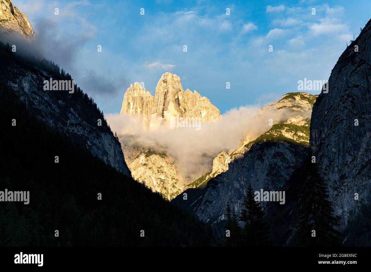 Tre Cime di Lavaredo at sunset, Sesto / Sexten Dolomites, Bolzano province, South Tyrol, Italy Stock Photo