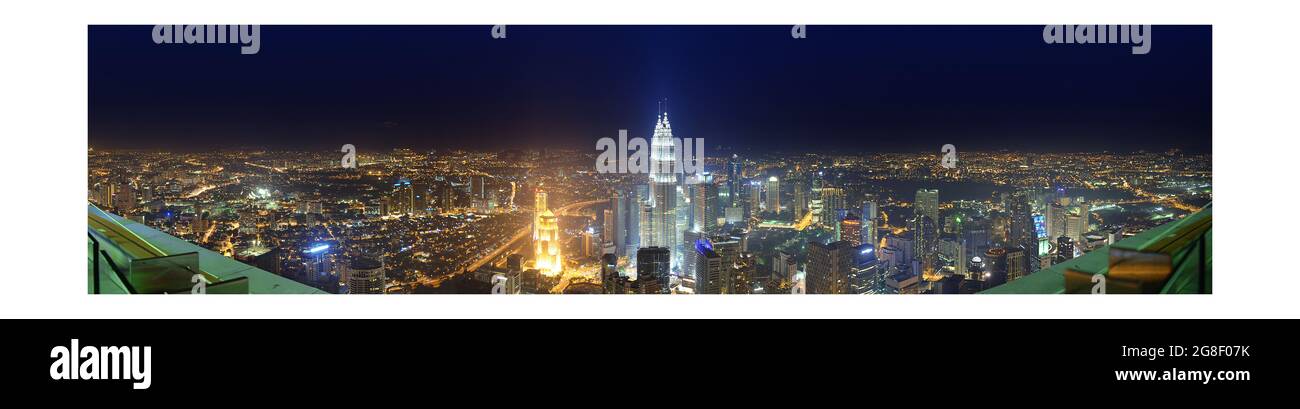 Petronas Twin Towers in Kolalampoore / MALAYSIA Stock Photo
