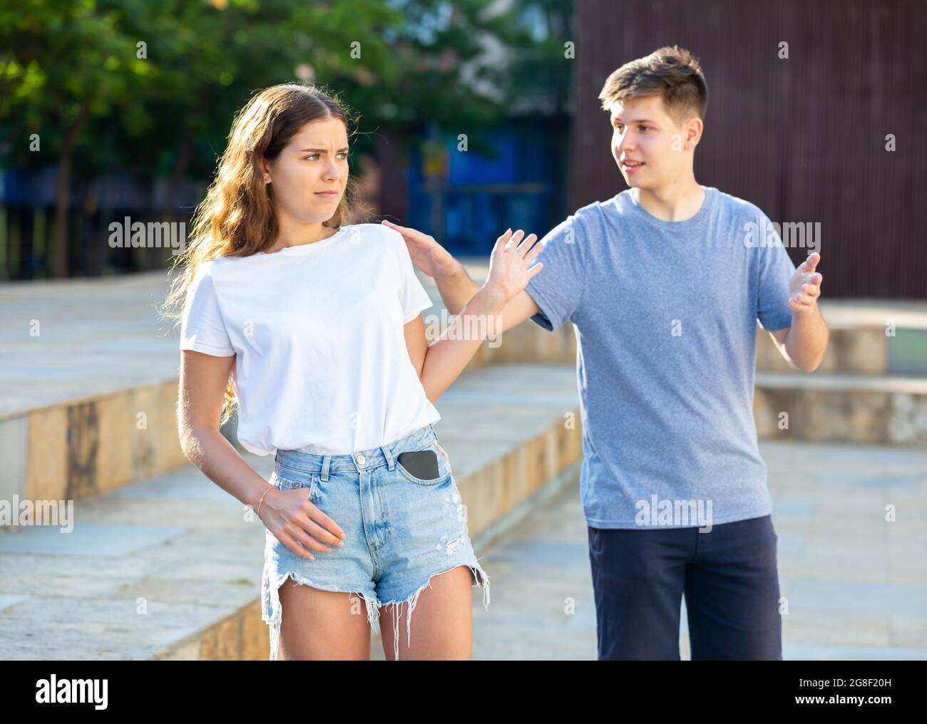 Girl Is Rejecting Young Man Stock Photo Alamy girl-is-rejecting-young-man-stock-photo-alamy