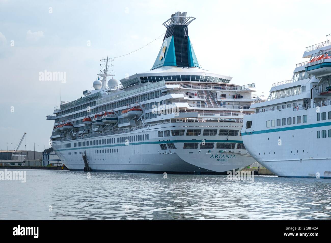 Kaiserhafen hi-res stock photography and images - Alamy