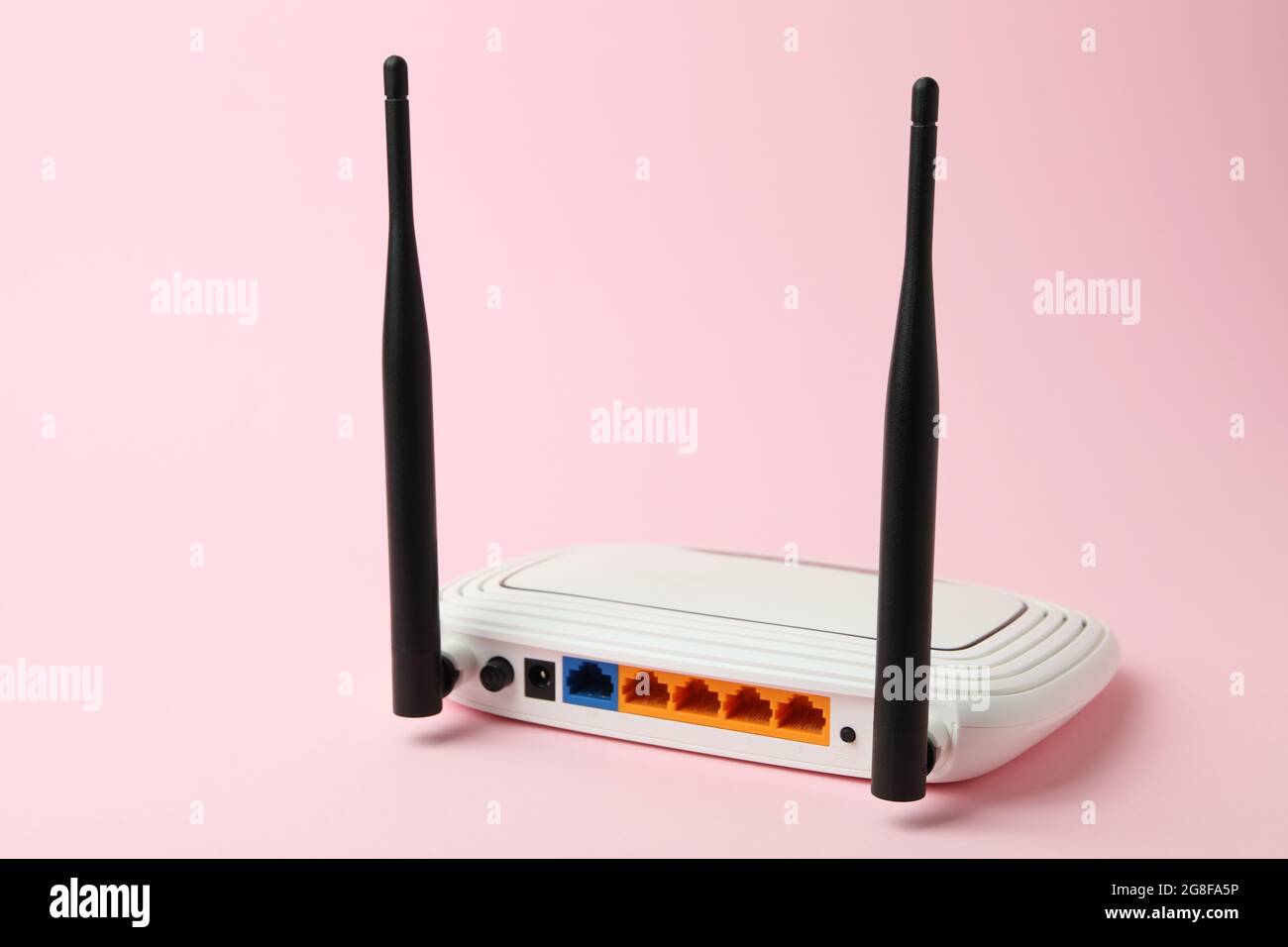 Router gateway hi-res stock photography and images - Alamy
