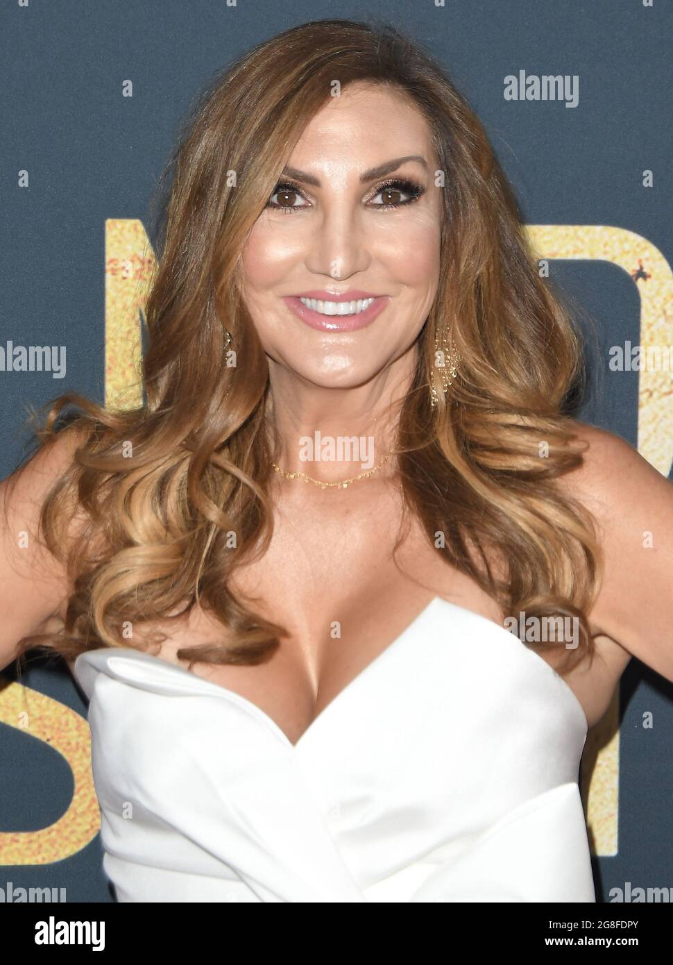Actress Heather McDonald attends the HBO Luxury Lounge in honor of News  Photo - Getty Images