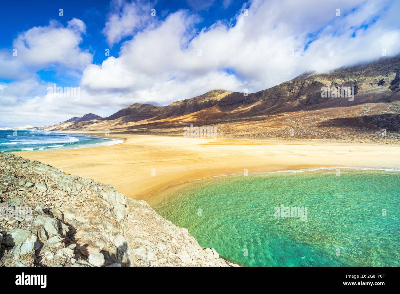 Both sides of crystal ocean viewed from El Islote islet, Cofete beach, Jandia peninsula, Fuerteventura, Canary Islands, Spain, Atlantic, Europe Stock Photo