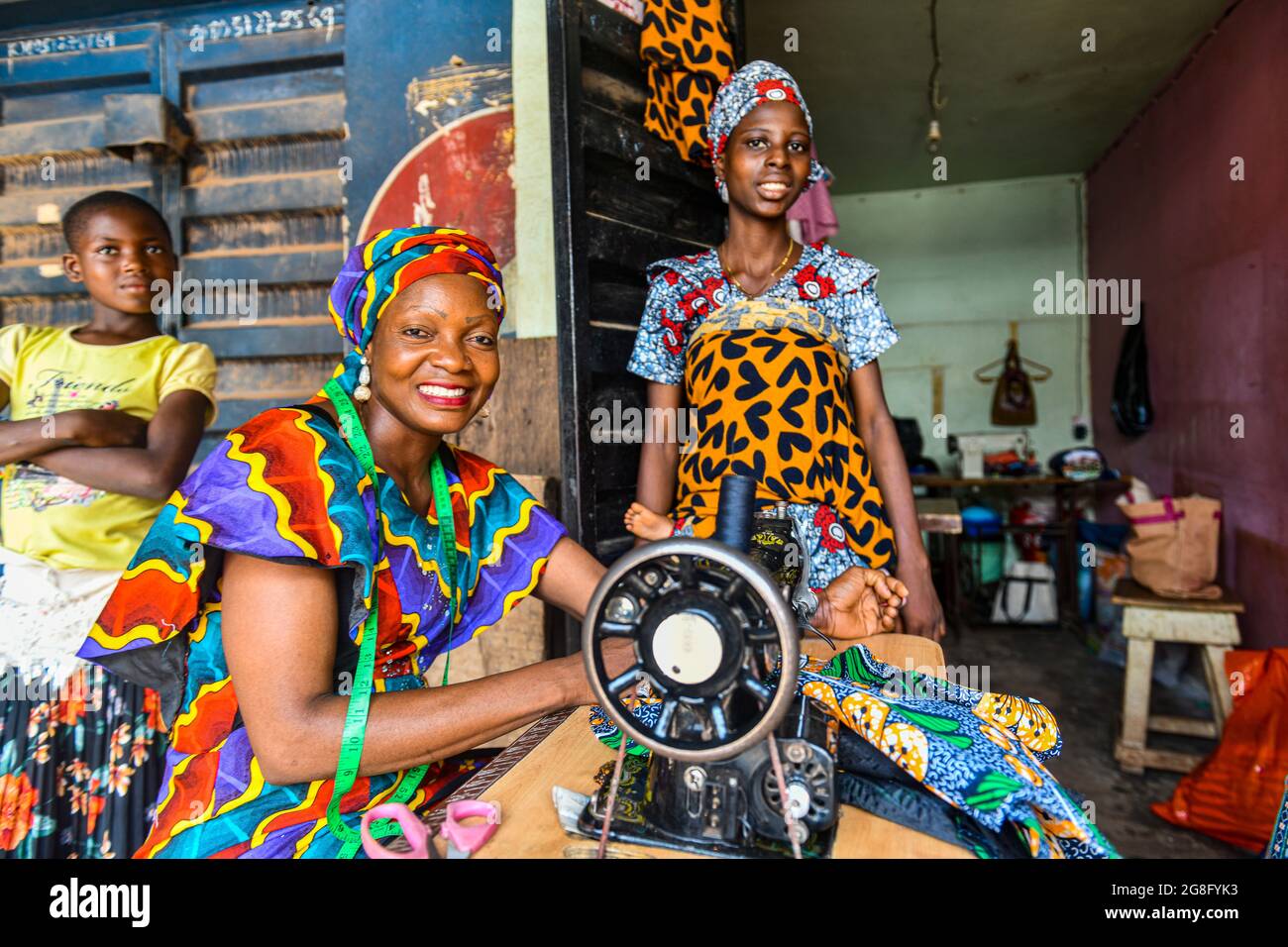 Friendly tailors, Ibadan, Nigeria, West Africa, Africa Stock Photo