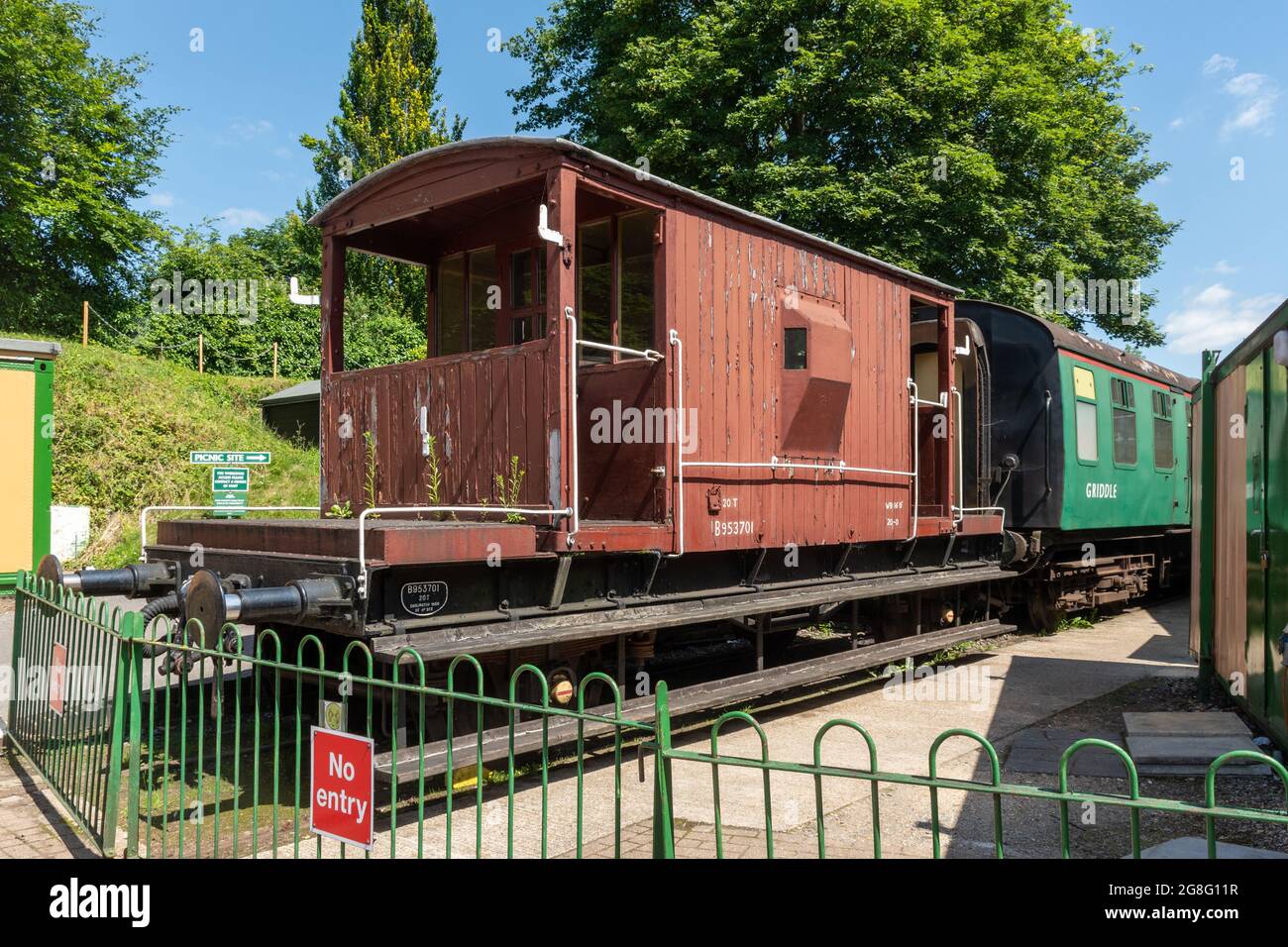 Old steam train carriages on the Watercress Line at Alresford Station, Hampshire, England, UK Stock Photo