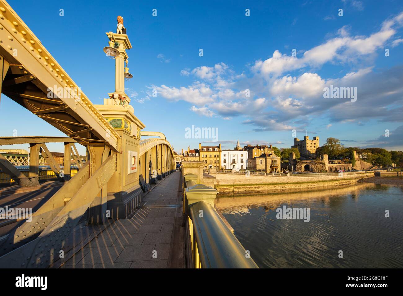 Rochester Bridge over the River Medway to the old town and Norman Castle, Rochester, Kent, England, United Kingdom, Europe Stock Photo