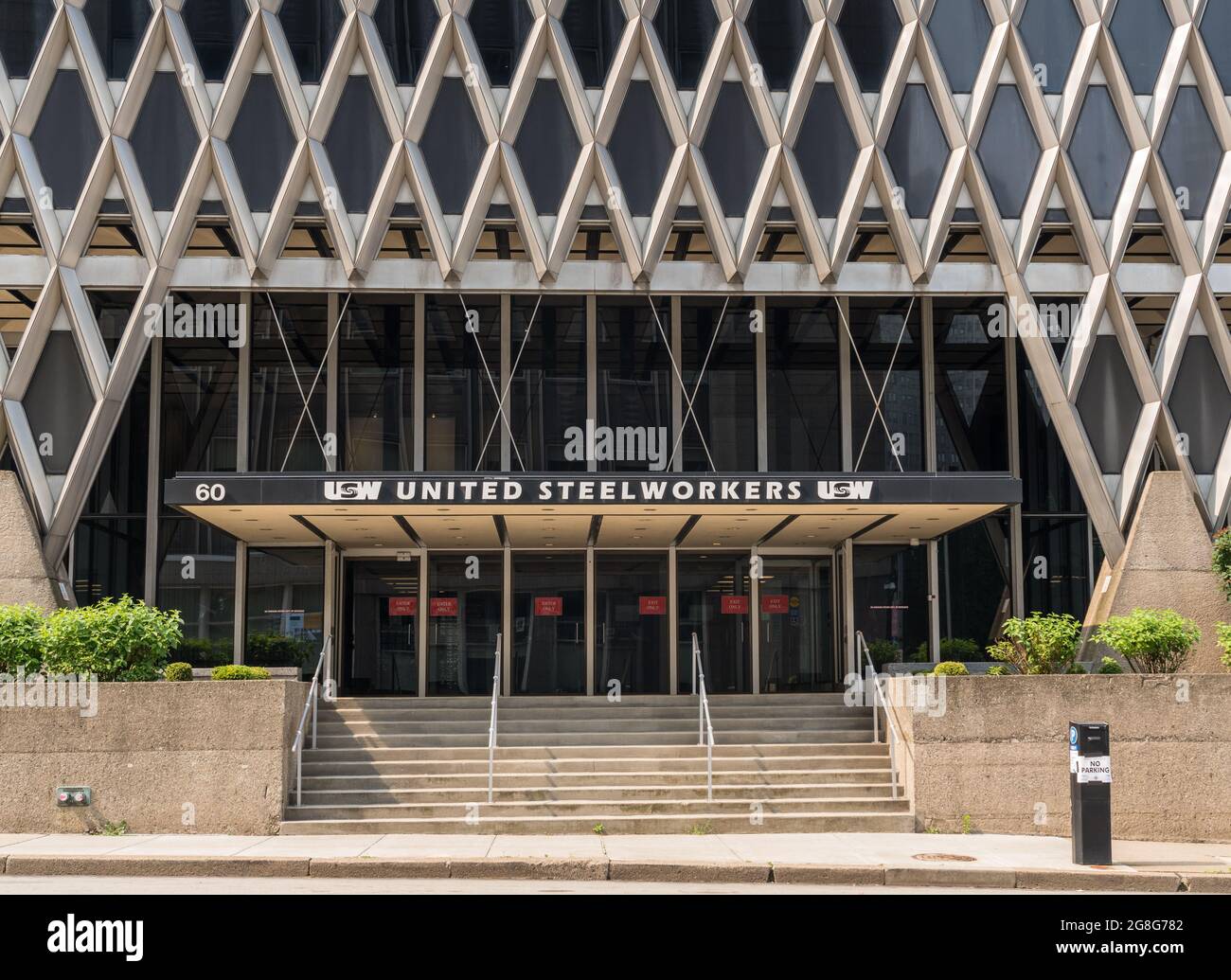 The united steelworkers building pittsburgh hi-res stock