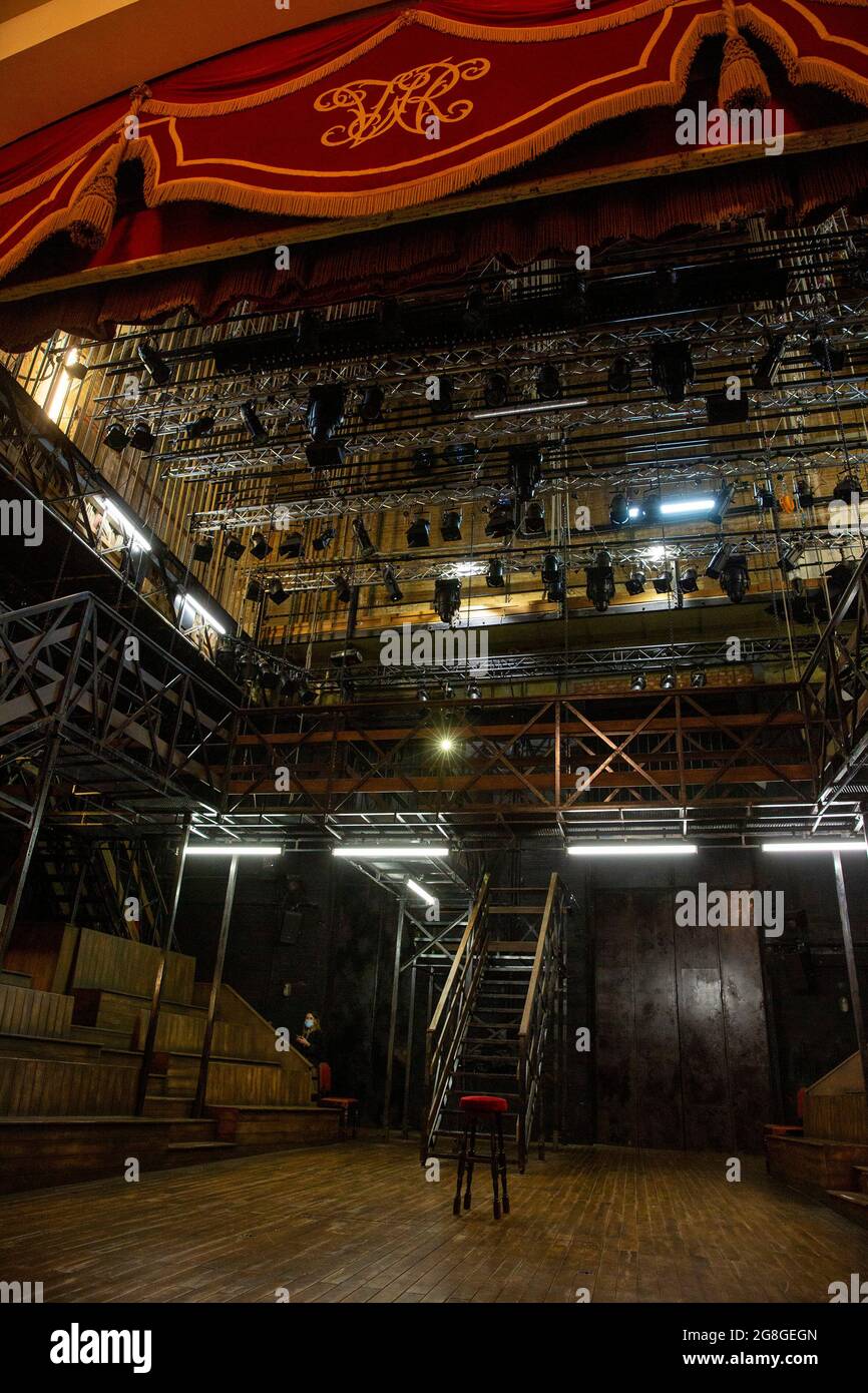 Shakespeare theatre stage hamlet hires stock photography and images