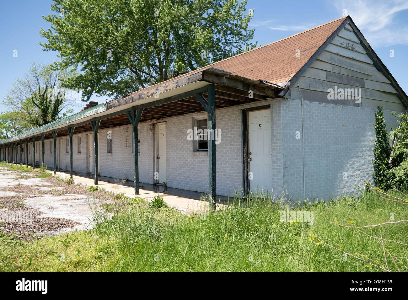 Lebanon, Missouri May 5, 2021 Abandoned and vacant former Forest Manor Motel along Route 66
