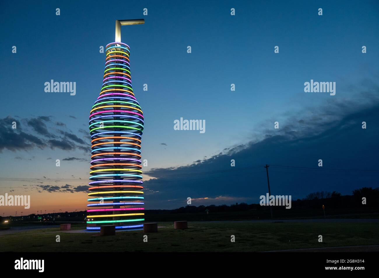 Worlds largest pop bottle hires stock photography and images Alamy