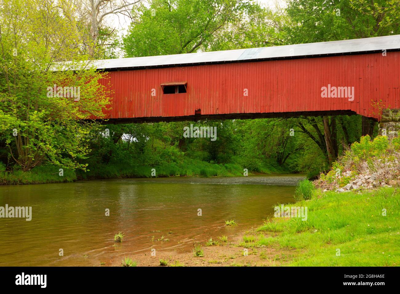 Mansfield Covered Bridge, Mansfield, Indiana Stock Photo - Alamy