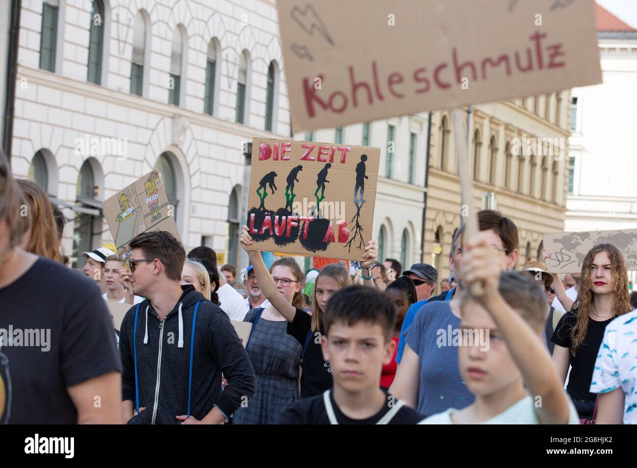 Munich, Germany. 21st July, 2019. On July 21 more than ten thousand people demonstrated for a better climate policy and against the climate crisis in Munich. (Photo by Alexander Pohl/Sipa USA) Credit: Sipa USA/Alamy Live News Stock Photo