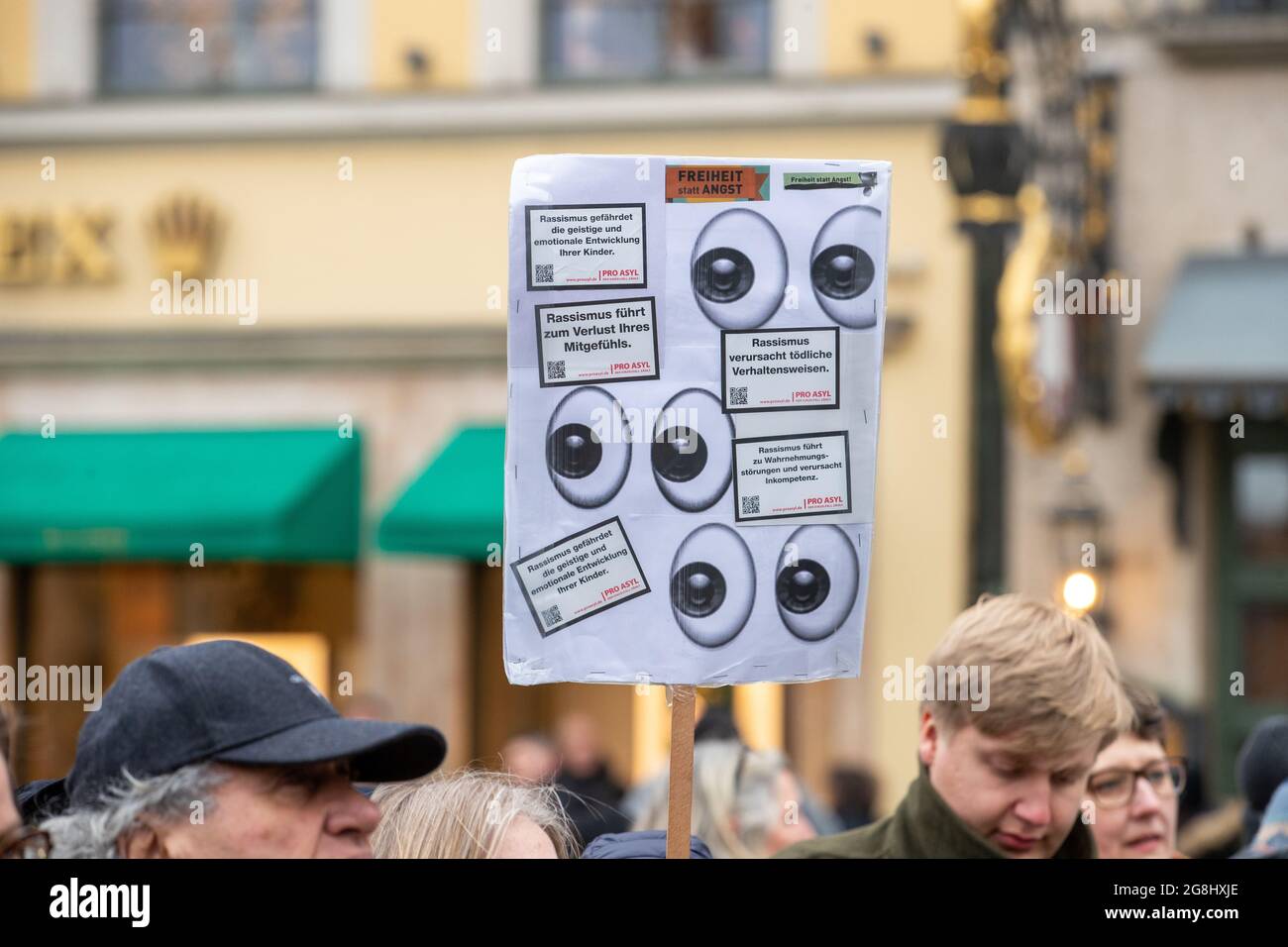 Munich, Germany. 06th Mar, 2020. Sign for freedom instead of racism at the antifascist protest ' Just don't do it ' organized by Bellevue di Monaco on 6. March 2020 at the Max-Josef-Platz in Munich. (Photo by Alexander Pohl/Sipa USA) Credit: Sipa USA/Alamy Live News Stock Photo