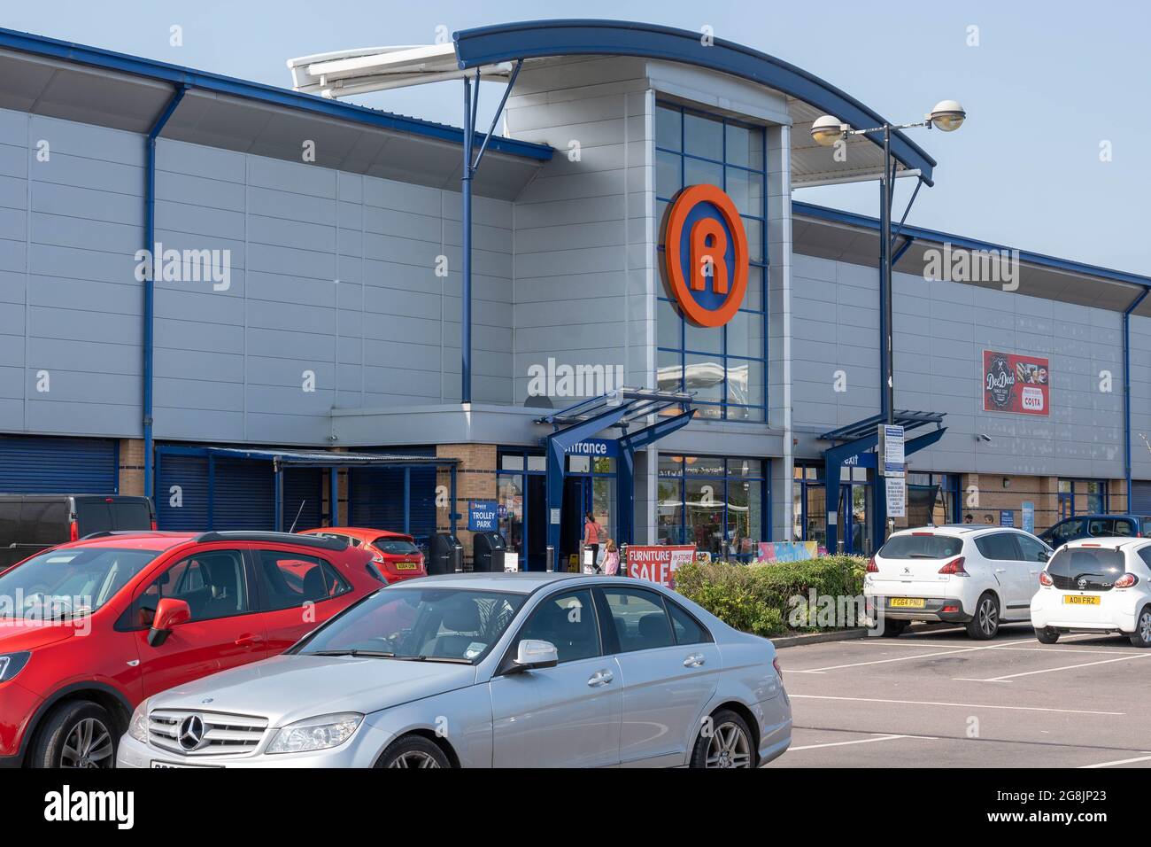 Longwater retail park hi-res stock photography and images - Alamy