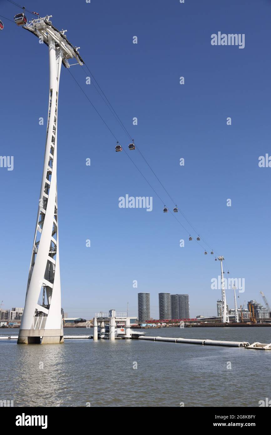 A view of the Emirates Air Line cable car crossing from the Greenwich ...
