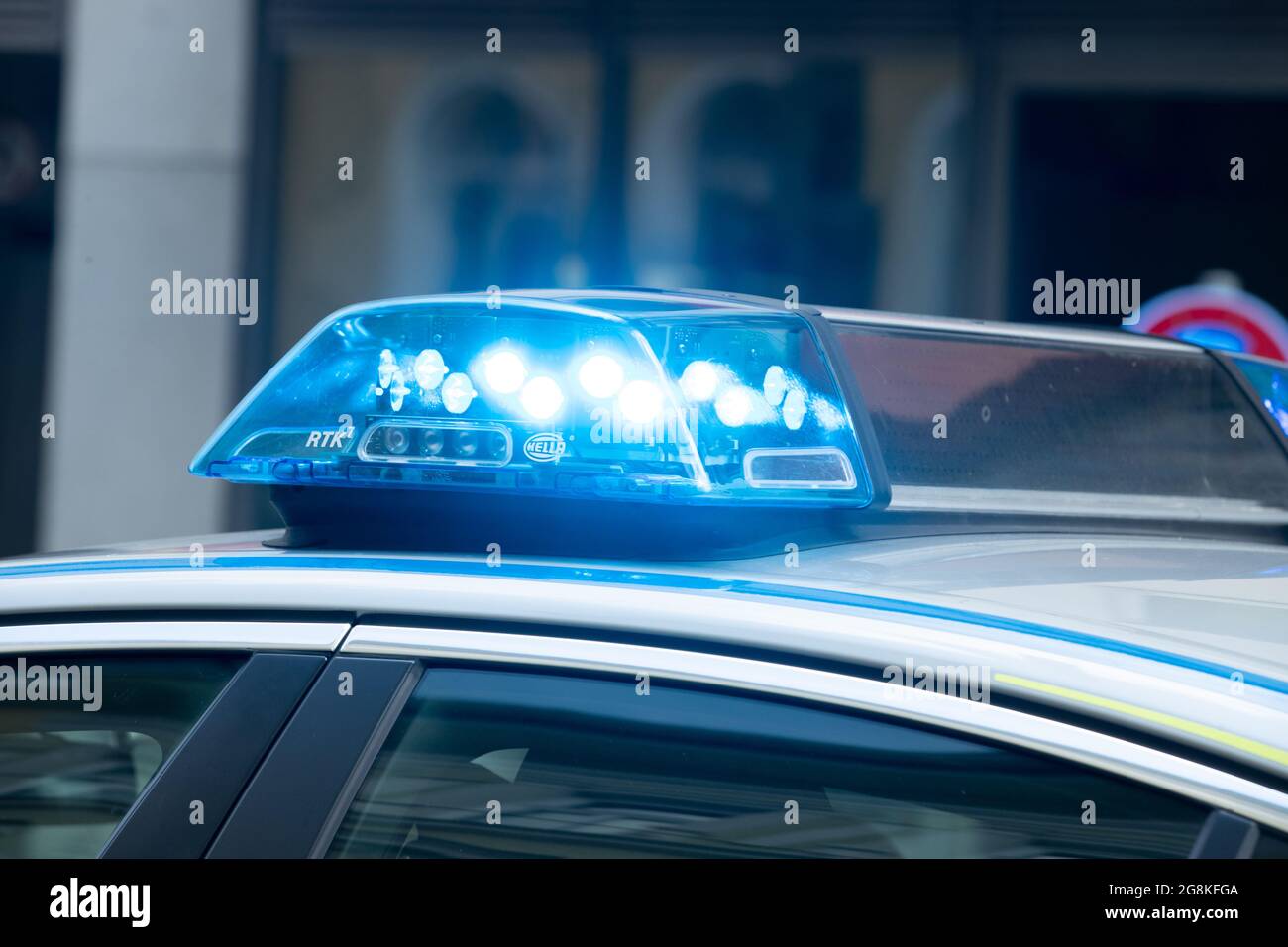 Polizei mit Blaulicht im Einsatz in München am 19.5.2019. (Photo by Alexander Pohl/Sipa USA) Stock Photo