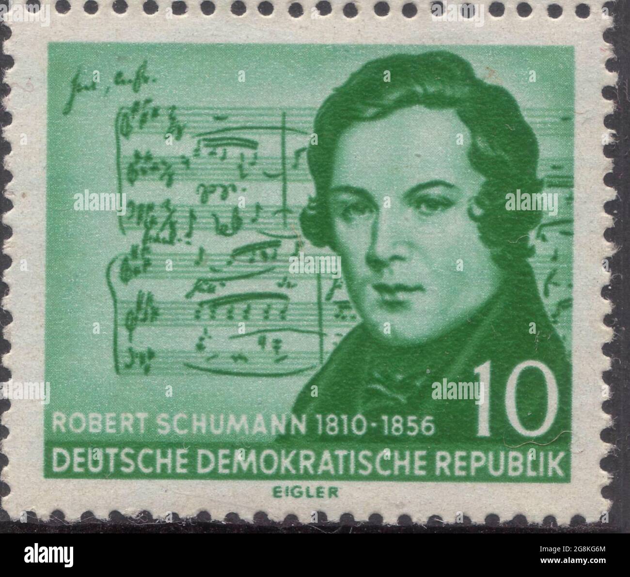 DDR [Deutsche Demokratische Republik (German Democratic Republic), official name of the former East Germany] Robert Schumann 10pf Green 1956 Stock Photo