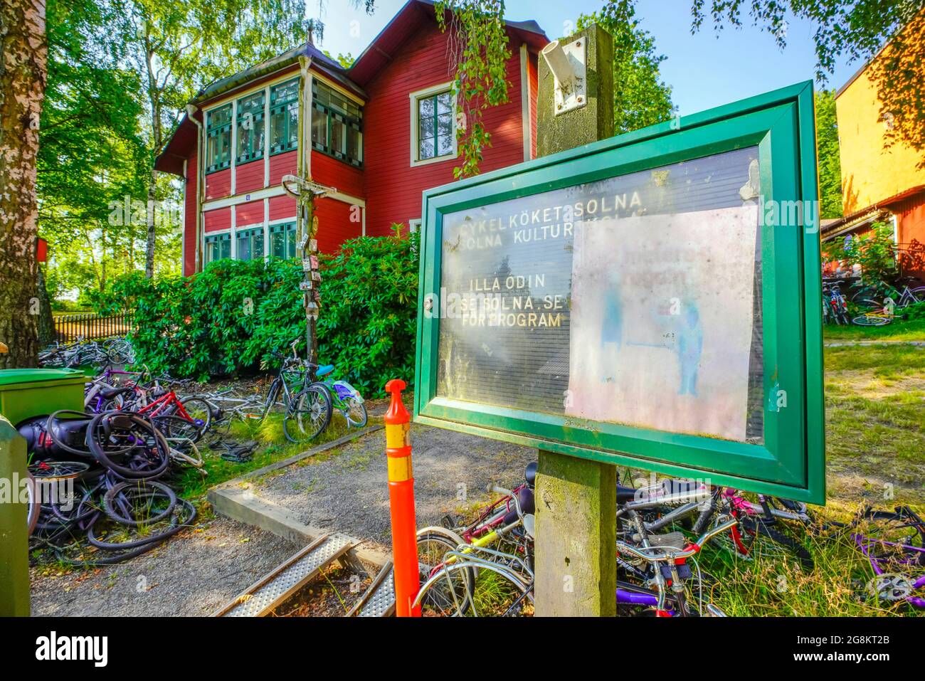 So-called bicycle kitchen Solna was founded as a non-profit association in 2013 in the garden of Villa Odin, the red-painted villa in the neighborhood Stock Photo
