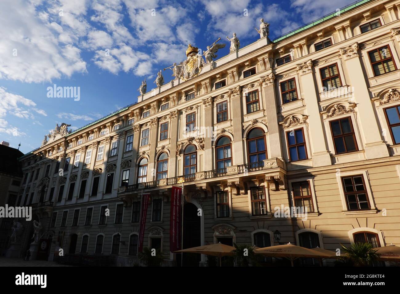 Architektur in Wien, die Wiener Hofburg ist einer der größten Palastkomplexe der Welt Stock Photo