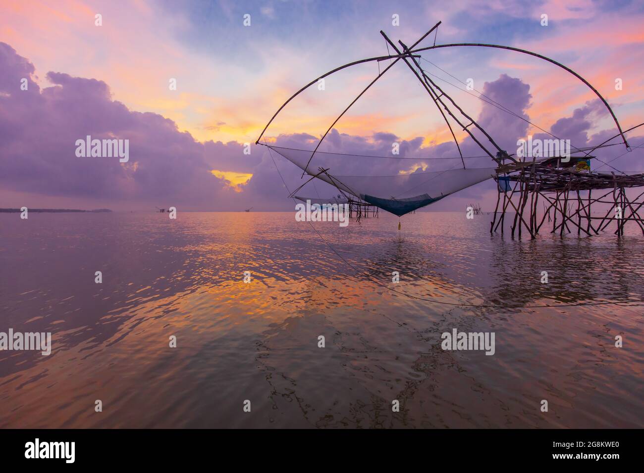 Big square dip net in south of Thai sea, traditional style fish trap for  food and native life style of fisherman Stock Photo - Alamy