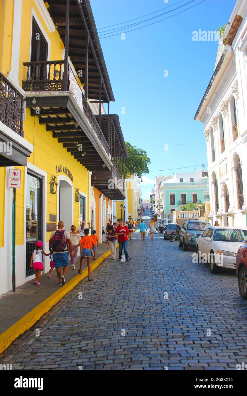 San juan puerto rico traffic hi-res stock photography and images - Alamy