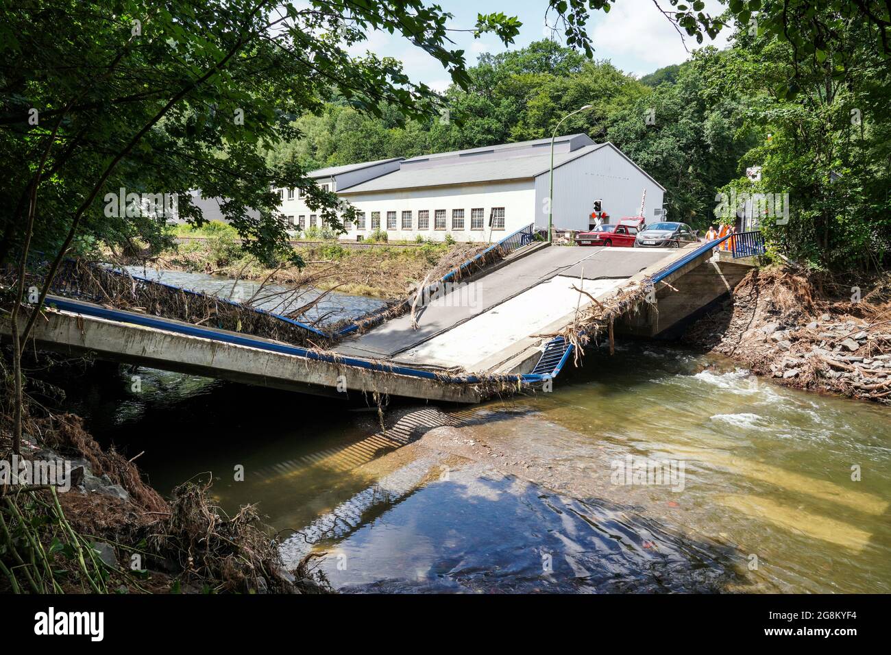 Hagen-Dahl, Volmetal, 21.7.2021. Währen der Hochwasserflut im Juli 2021 eingestürzte Brücke über die Volme. Stock Photo