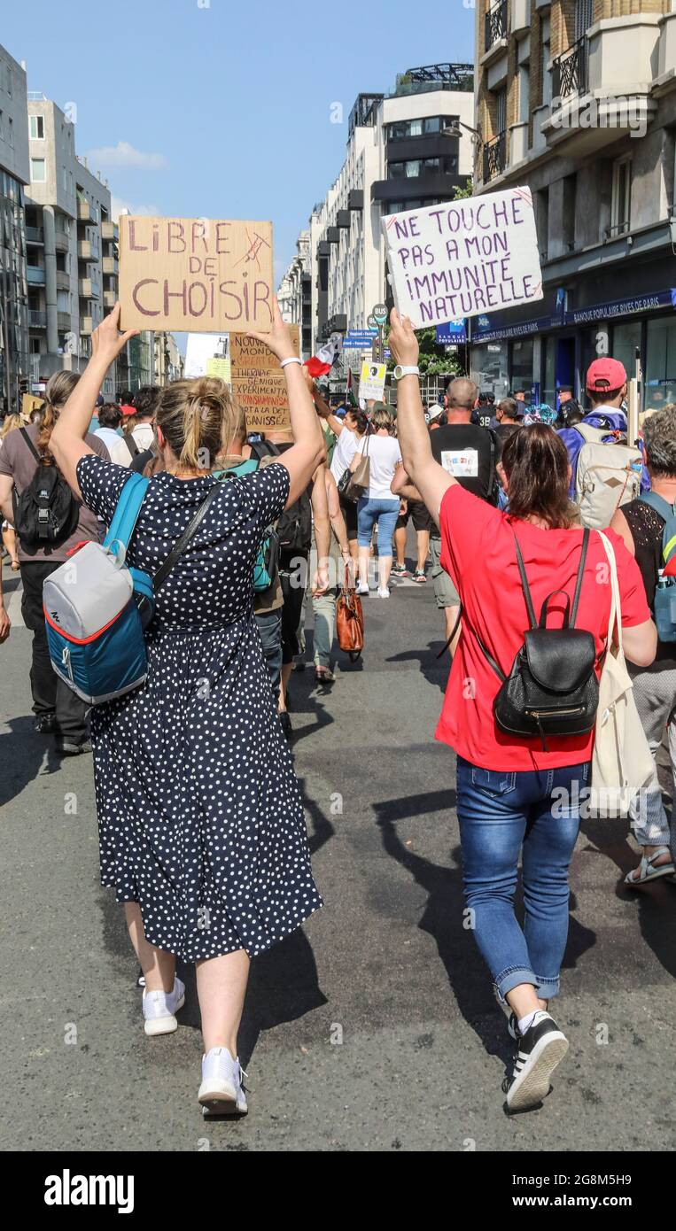 DEMONSTRATION AGAINST VACCINATION IN PARIS Stock Photo