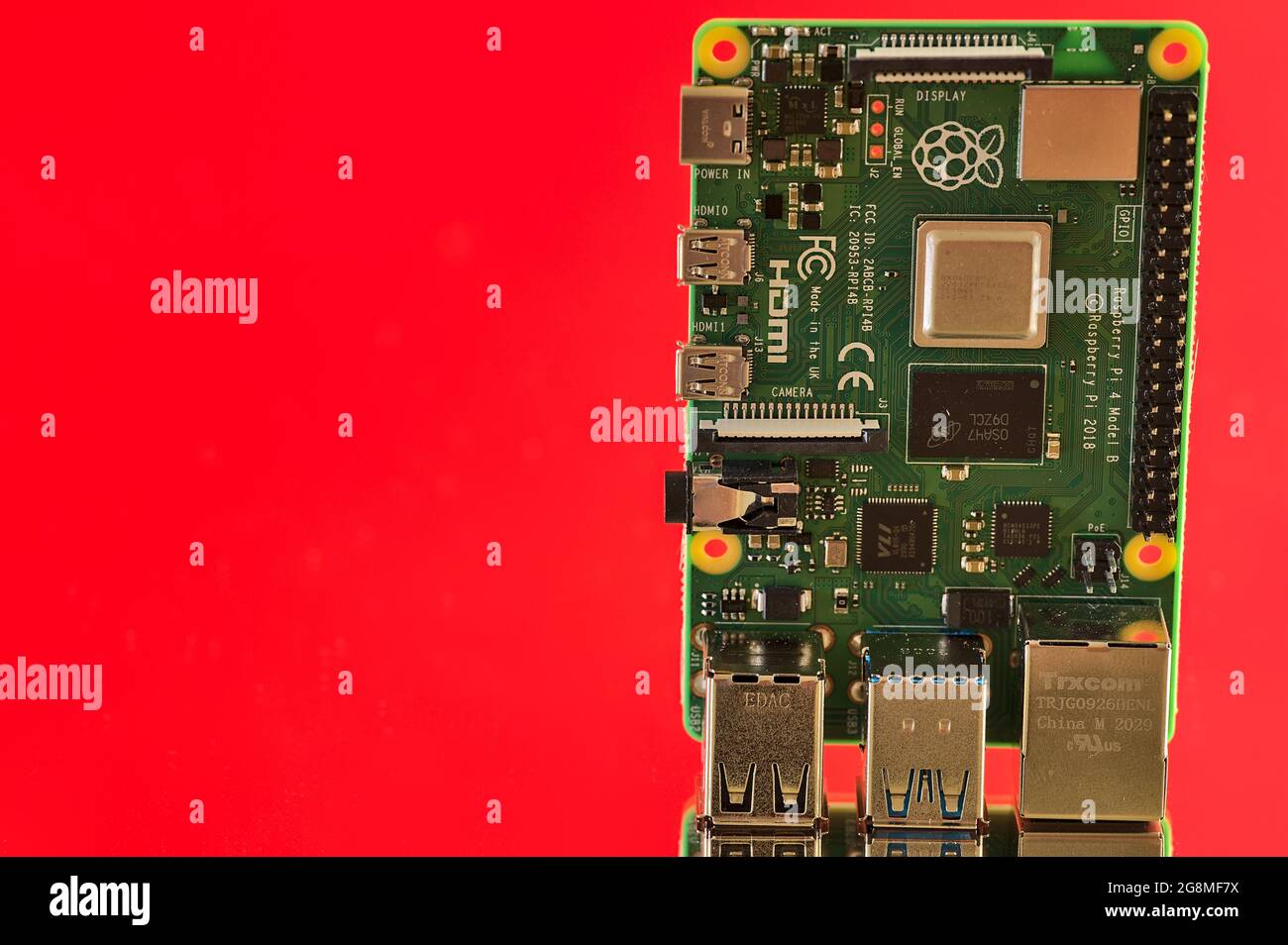 Raspberry pi 4 model b hi-res stock photography and images - Alamy