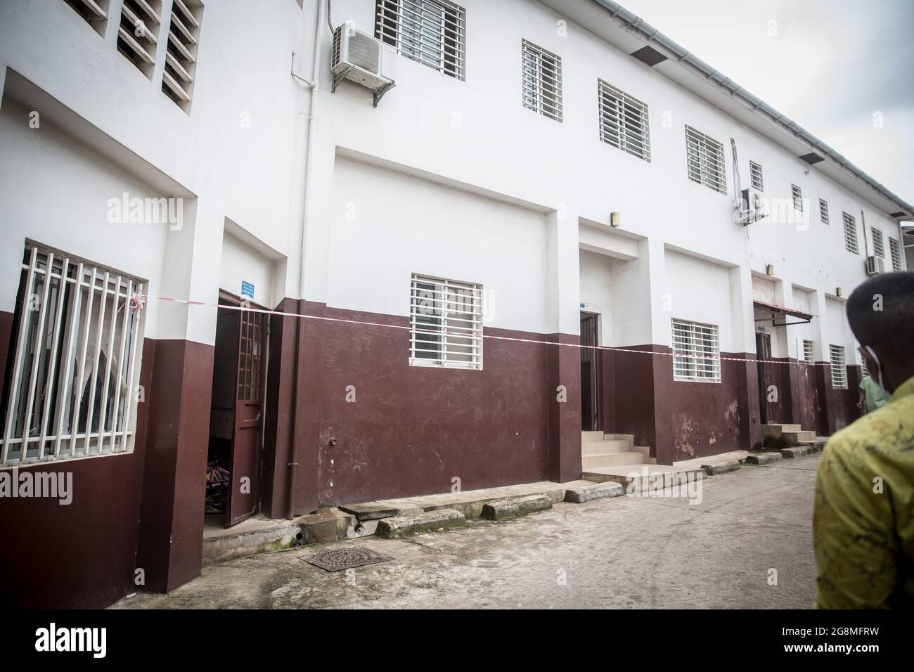 Connaught hospital freetown hires stock photography and images Alamy
