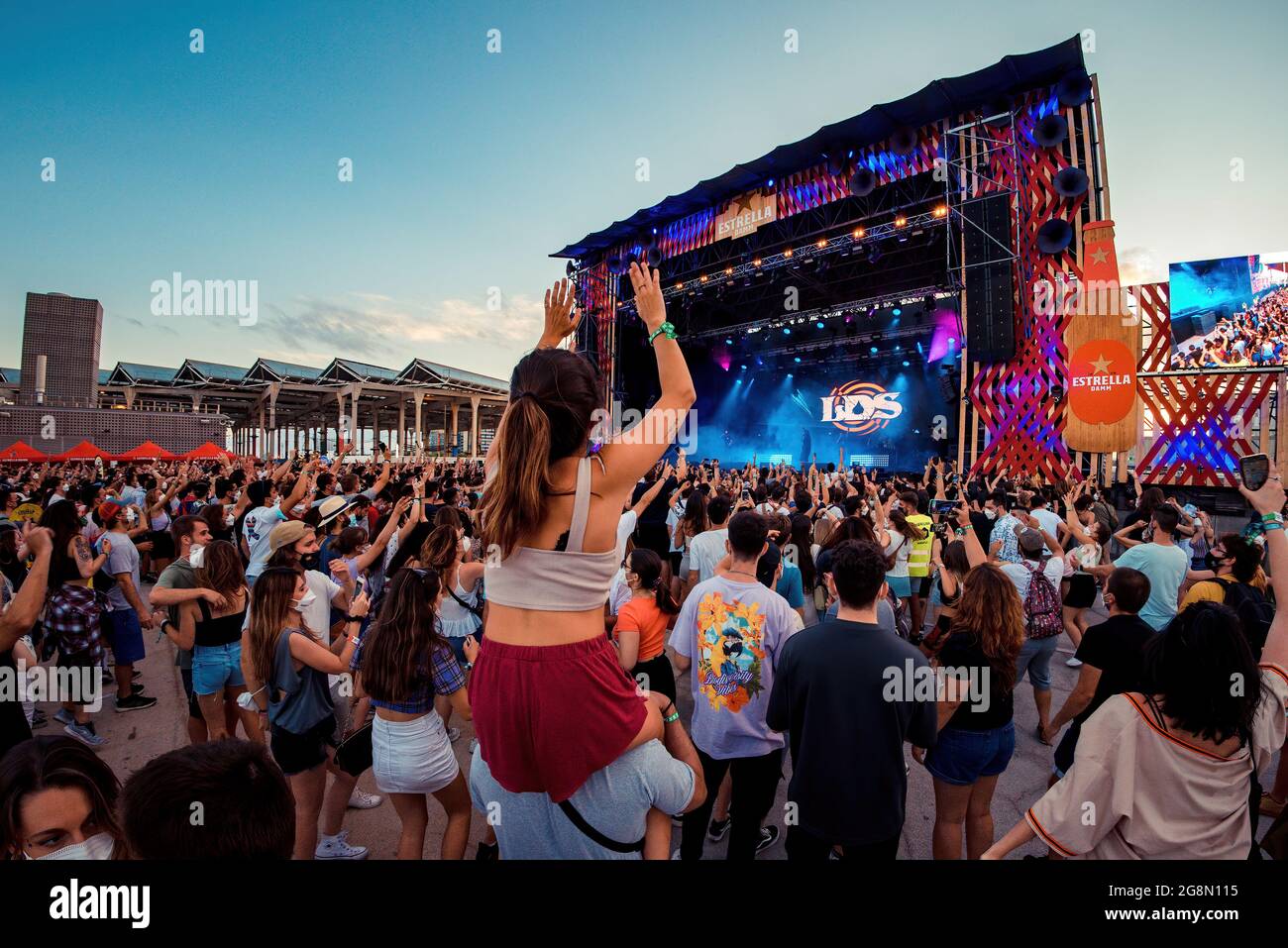 Barcelona Jul 8 The Crowd Wearing Masks To Protect Against Covid 19 Have Fun At Cruilla Music Festival On July 8 2021 In Barcelona Spain Stock Photo Alamy