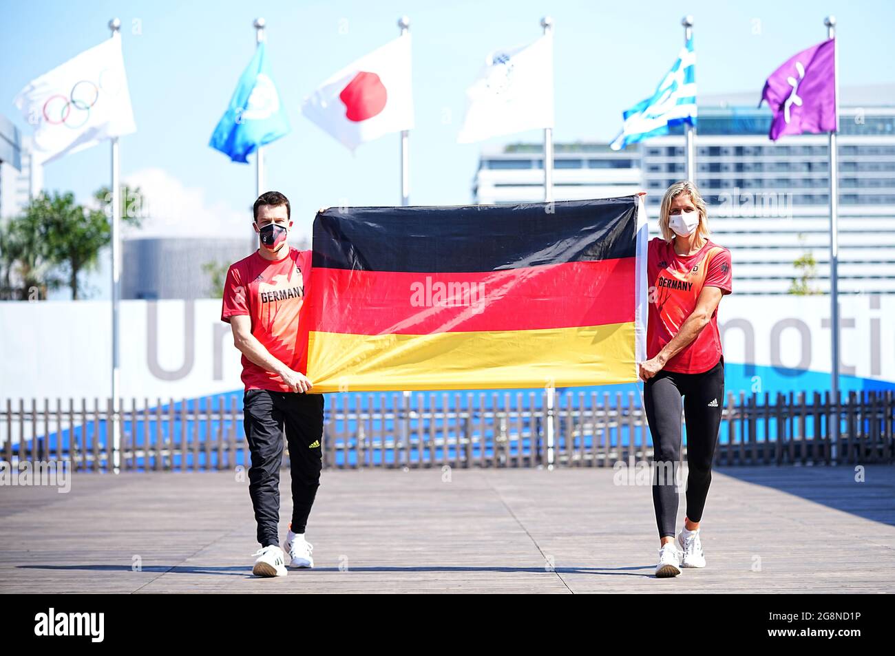 Tokio, Japan. 22nd July, 2021. Water jumper Patrick Hausding (l) and