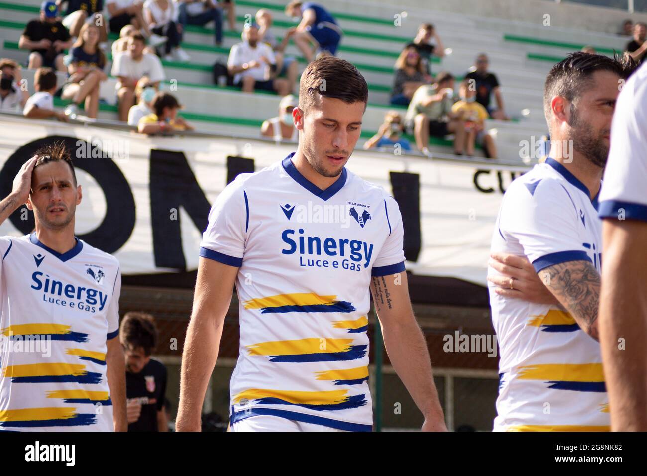 Mezzano Tn Italy 21 July 21 Nicolo Casale Of Hellas Verona Fc During The Friendly Match Between Hellas Verona Fc And Real Vicenza At Centro Sportivo Intercomunale Angela Krasniqi Medialys Images Alamy Live Mezzano Tn Italy 21 July 21 Nicolo Casale Of Hellas Verona Fc During The Friendly Match Between Hellas Verona Fc And Real Vicenza At Centro Sportivo Intercomunale Angela Krasniqi Medialys Images Alamy Live