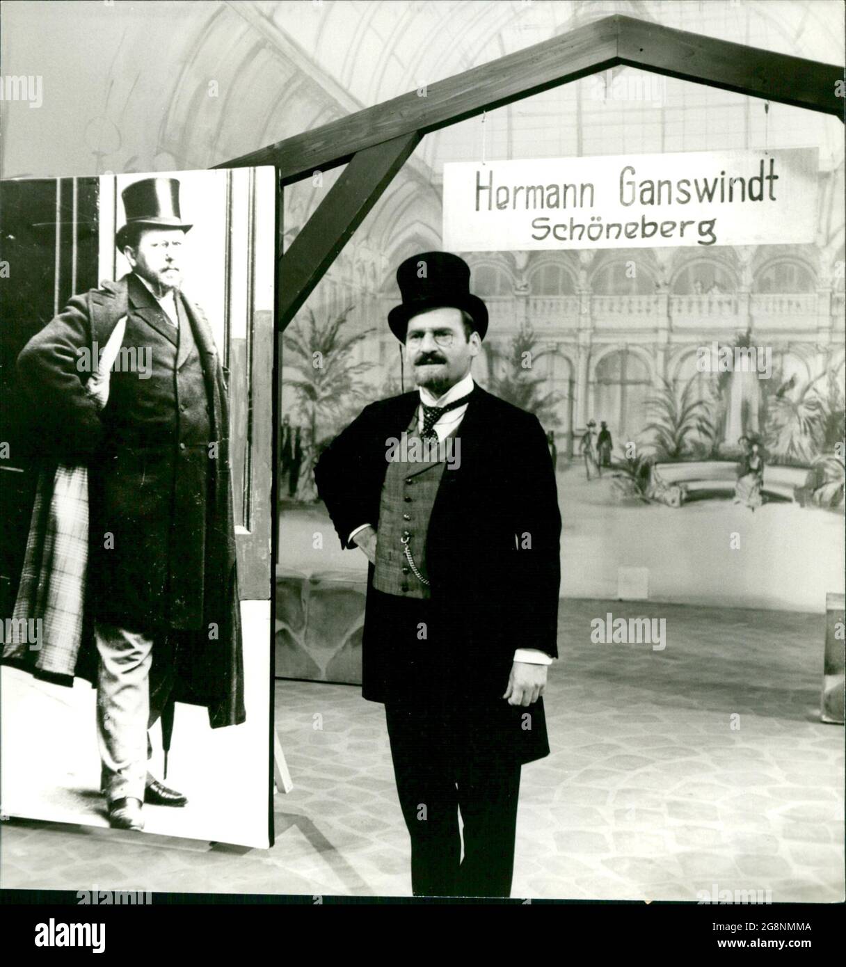 Der Schauspieler Hi Res Stock Photography And Images Page 11 Alamy