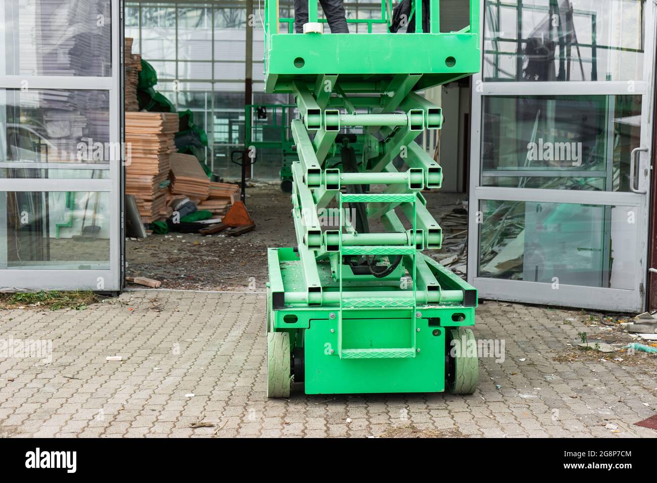 Scissor Lift Platform with hydraulic system at a construction site