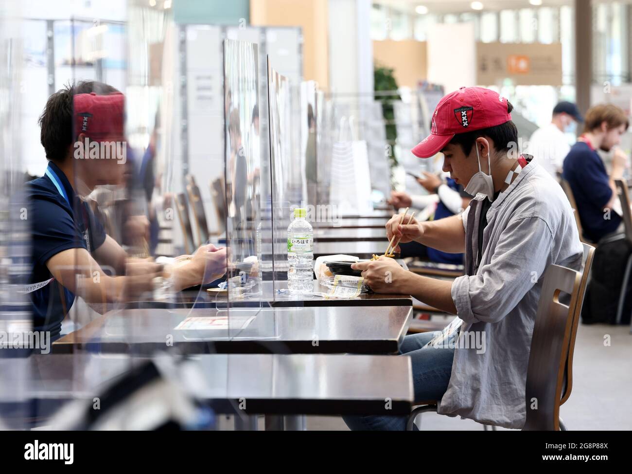 Tokyo Japan July 22 21 Journalists Have A Meal At The Main Press Centre Of The Summer Olympics Tokyo Was To Host The Summer Olympic Games On July 24 August
