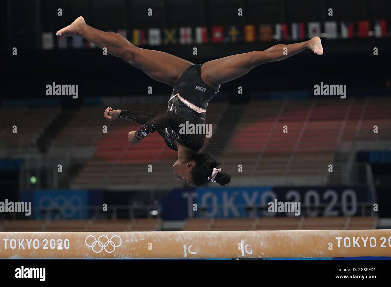Simone biles hires stock photography and images Alamy