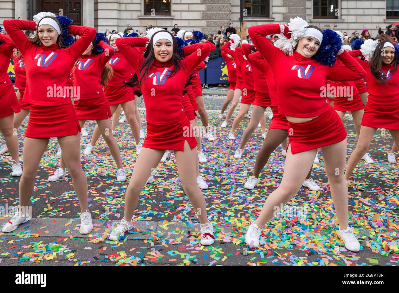 Varsity All American Cheerleaders perform at London New Year's Day Parade (LNDYP), London, UK Stock Photo
