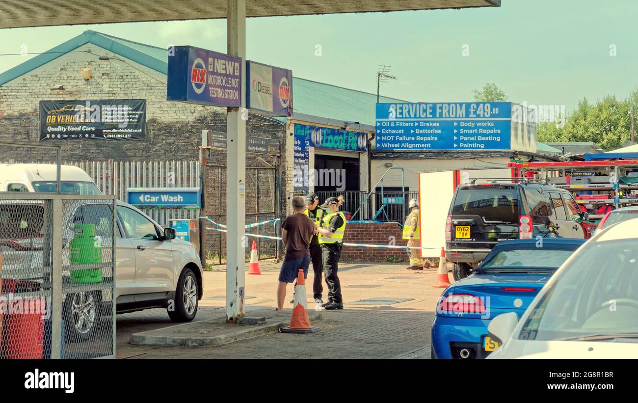 Clydebank, Glasgow, Scotland, UK, 22nd July, 2021. Clydebank car wash