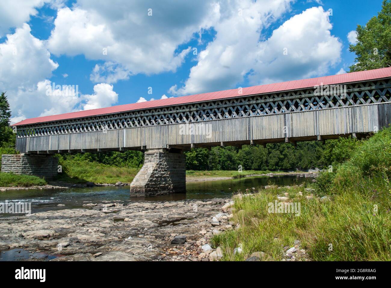 McVetty-McKenzie covered bridge, Lingwick, Quebec, Canada. Built in 1893 Stock Photo