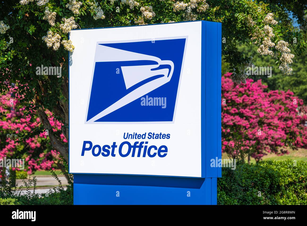 United States Post Office sign at the Snellville, Georgia, USPS mail facility. (USA) Stock Photo