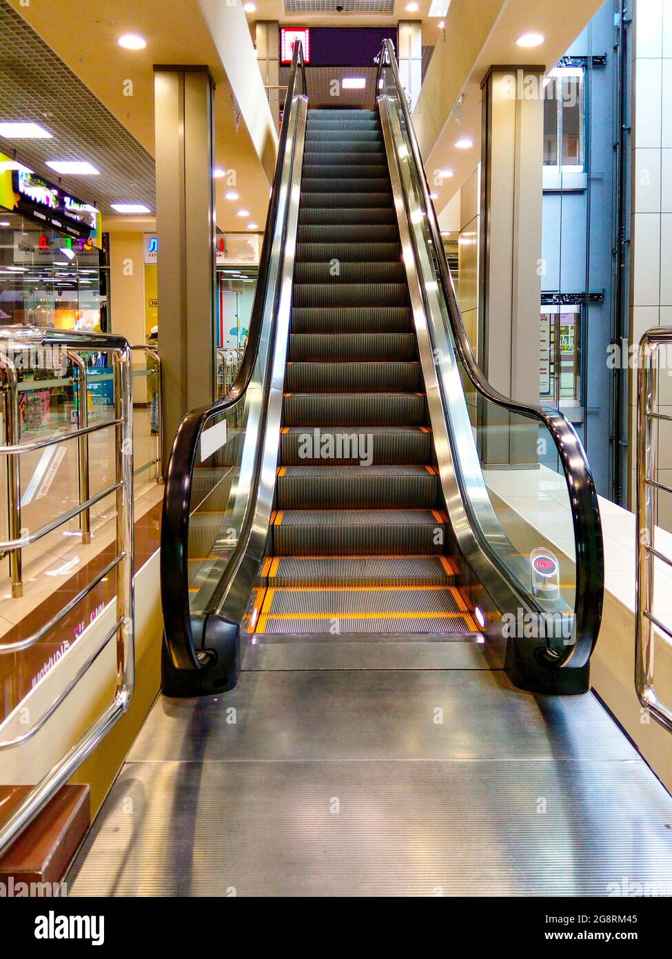 Indoor landscape, shopping escalator and glass roof of modern shopping mall  in Vientiane City, Zhengzhou, Henan Province Stock Photo - Alamy