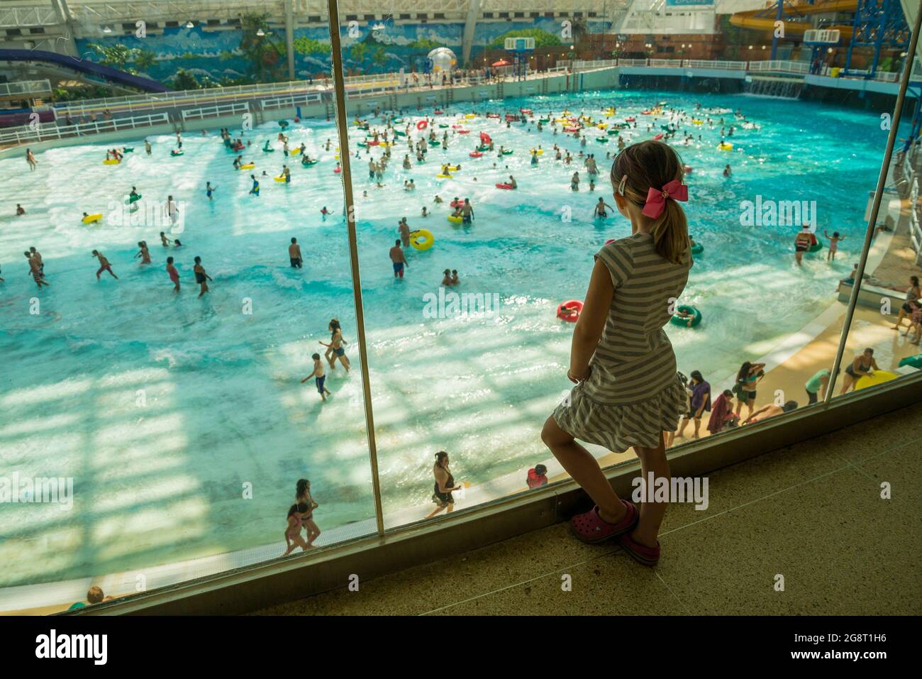 Edmonton Mall Pool High Resolution Stock Photography And Images Alamy Edmonton Mall Pool High Resolution Stock Photography And Images Alamy