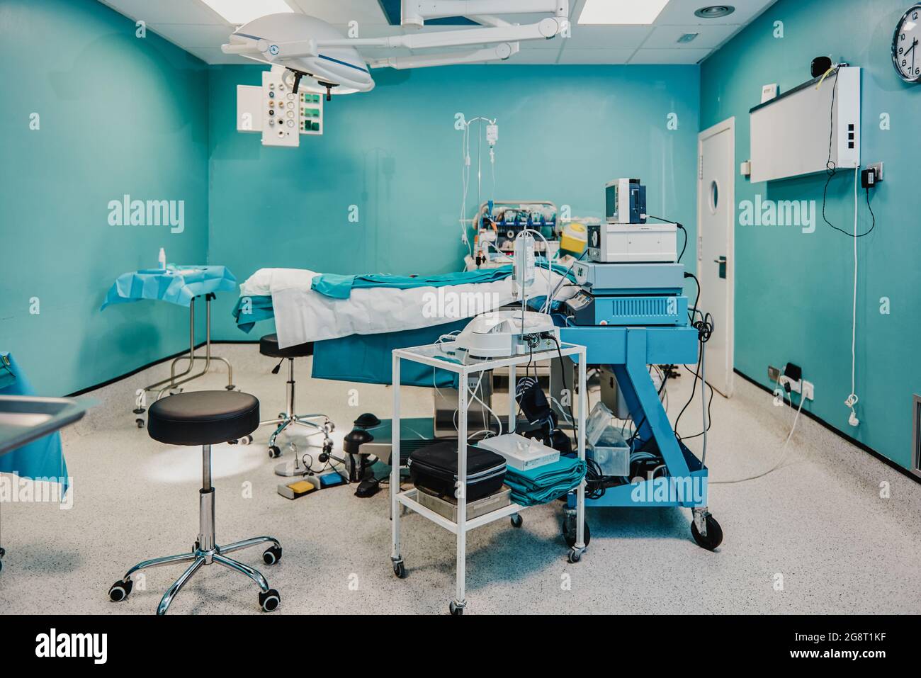 Surgical equipment inside operating room at modern hospital Stock Photo ...