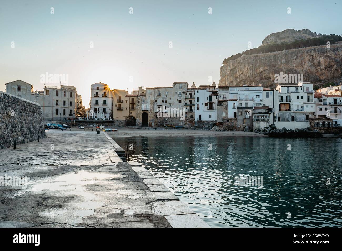 weather in cefalu sicily italy