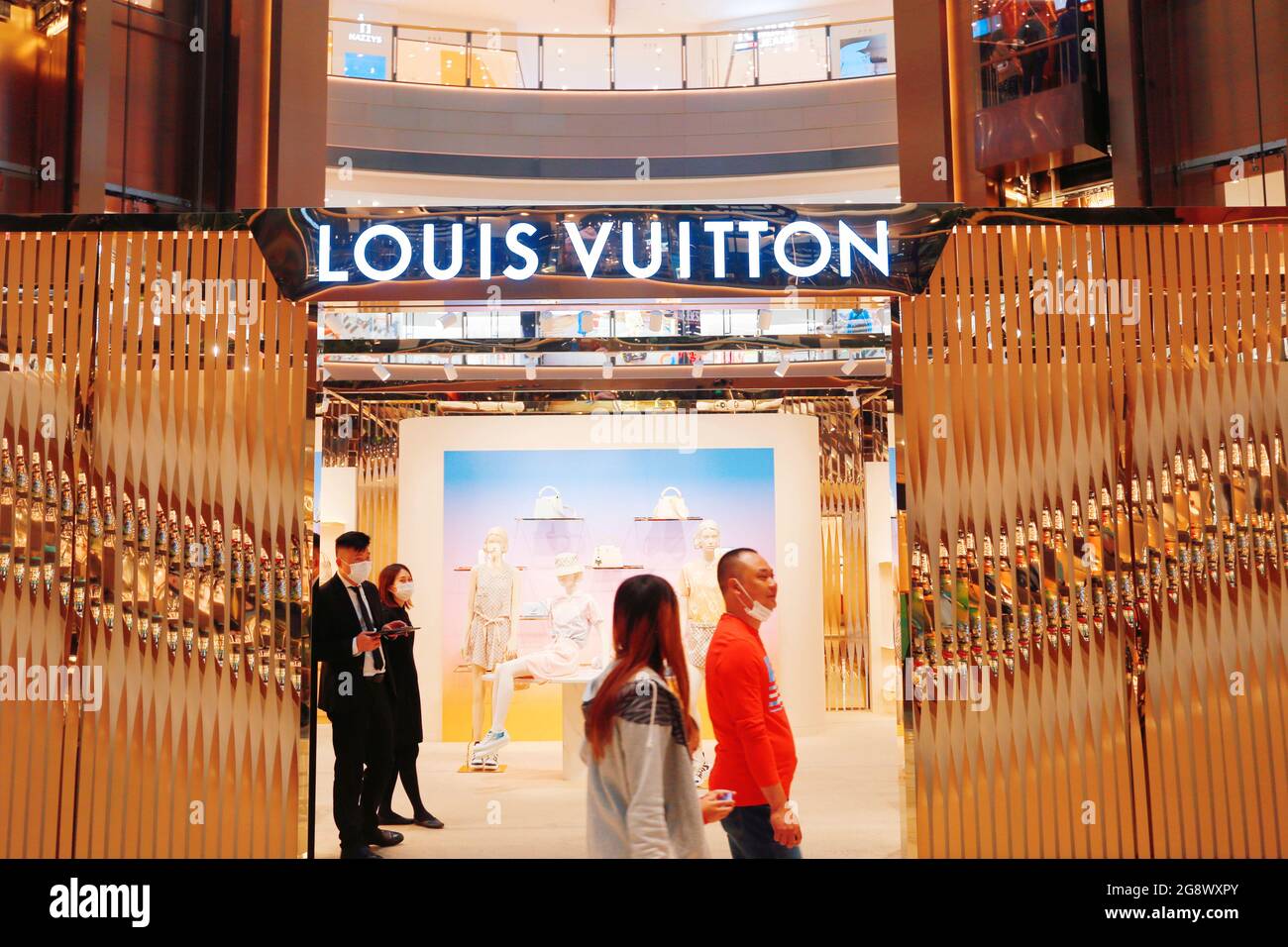 SHANGHAI, CHINA - APRIL 29, 2021 - Photo taken on April 29, 2021 shows the  flashy brand roadshow pop-up store of French luxury fashion and leather  goods bag brand Louis Vuitton (LV)