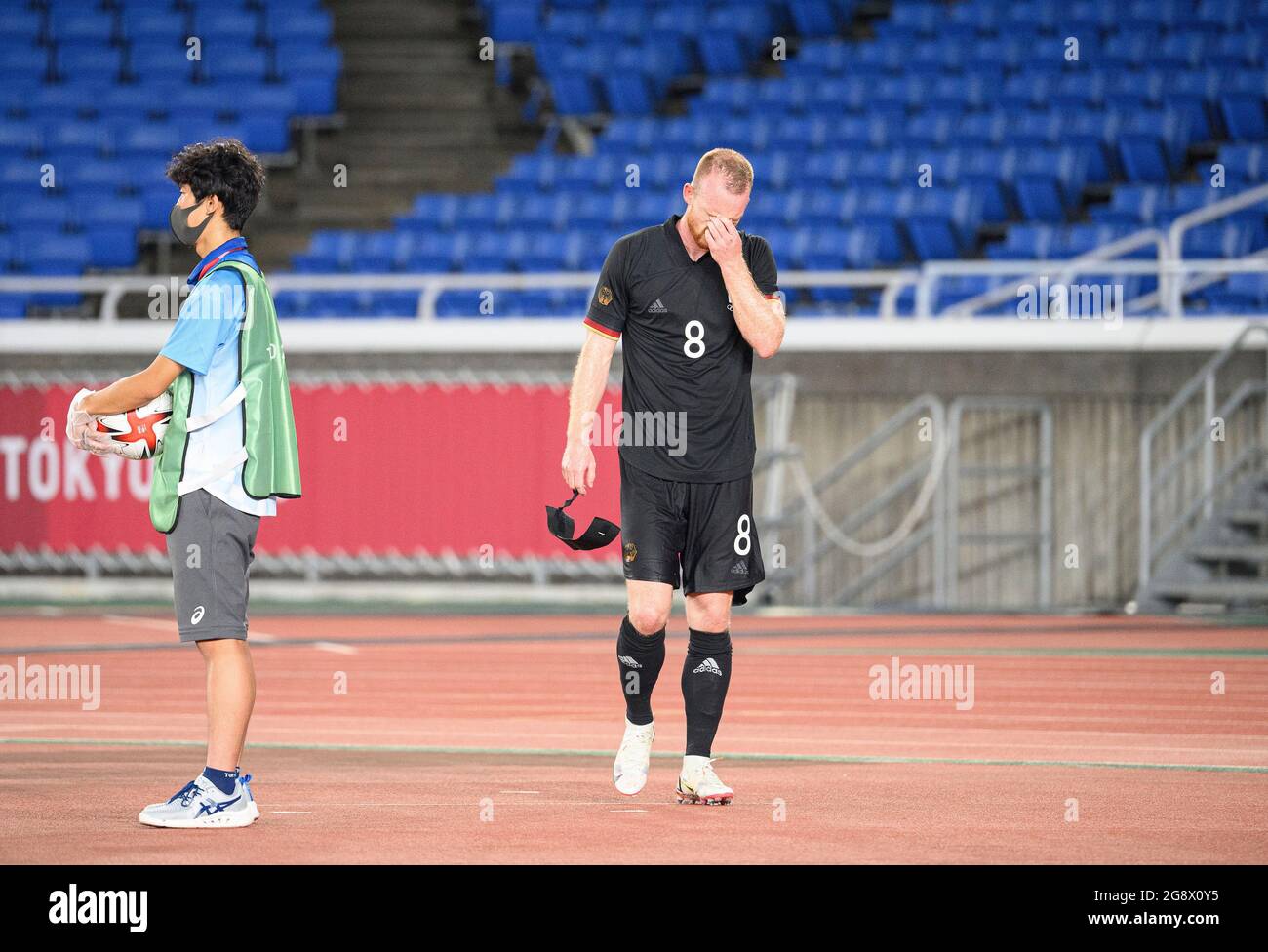 Maximilian ARNOLD (GER) after his yellow-red card, expulsion, soccer preliminary round of the men's group D, Brazil (BRA) - Germany (GER), on 07/22/2021 in Yokohama. Olympic Summer Games 2020, from 23.07. - 08.08.2021 in Tokyo / Japan. Â Stock Photo