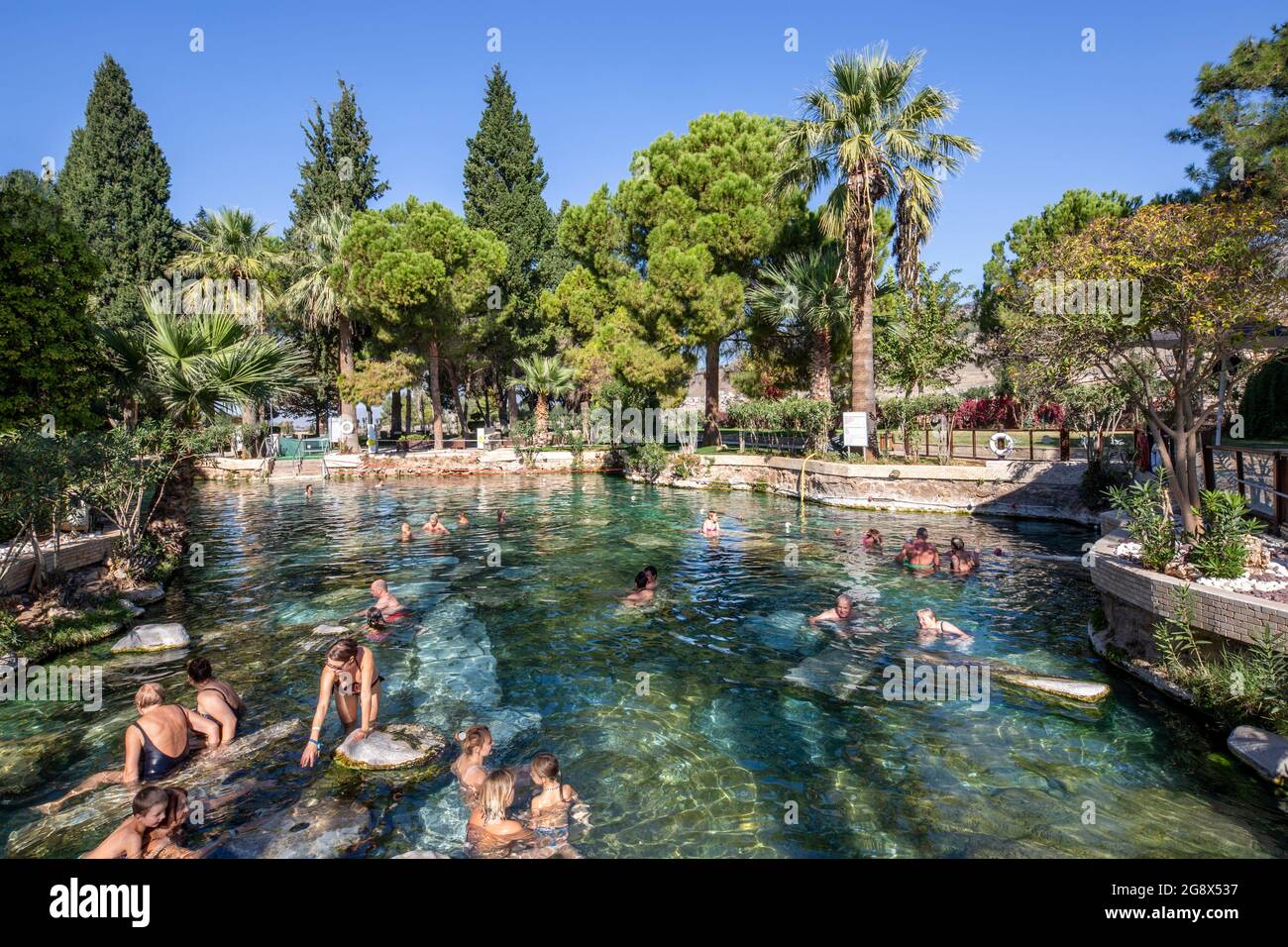Cleopatras antique pool hires stock photography and images Alamy