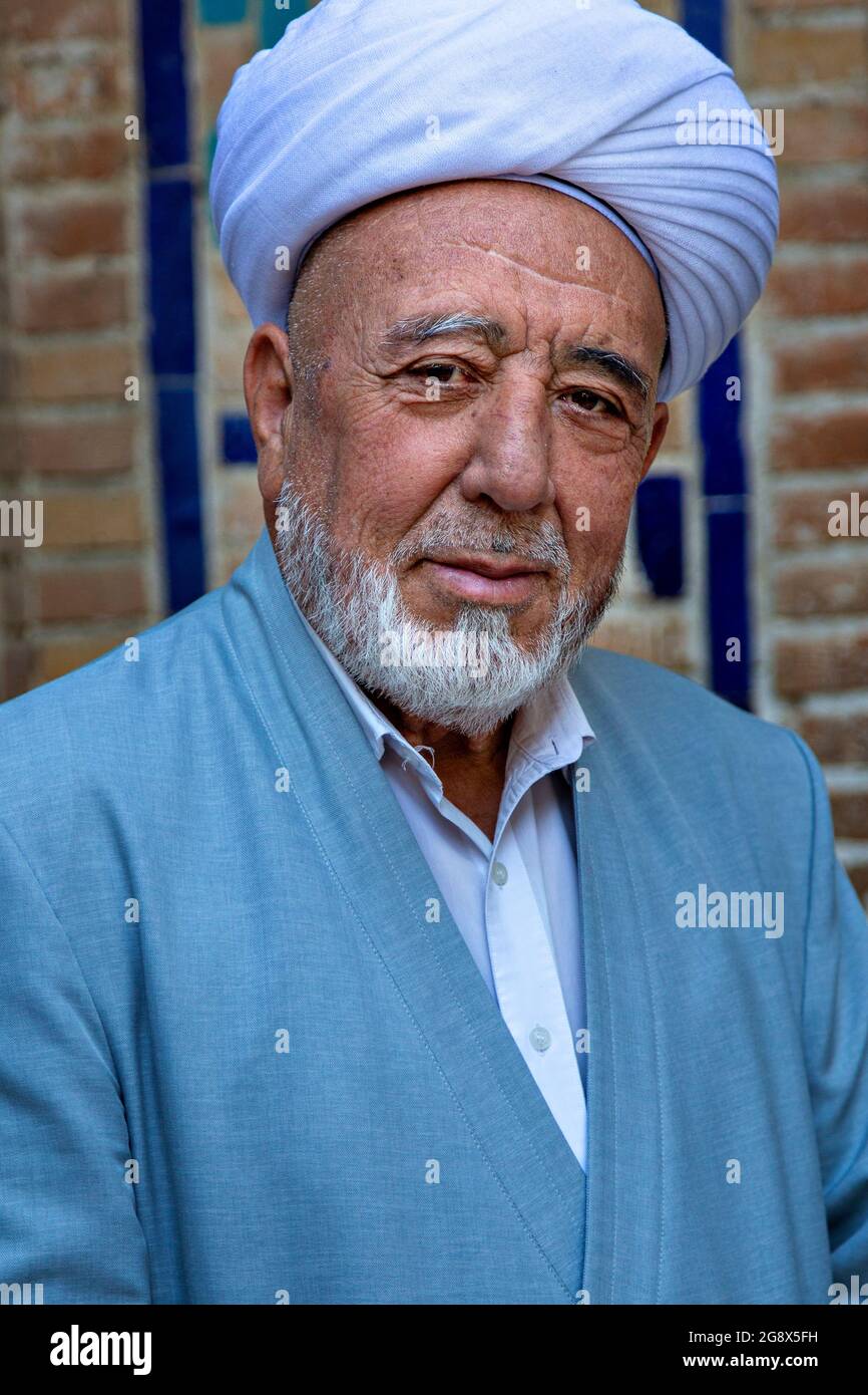 Portrait of Uzbek man in Samarkand, Uzbekistan Stock Photo