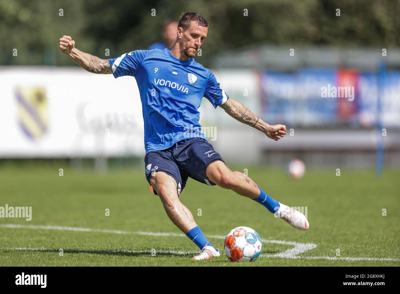 Gais, Italy. 23rd July, 2021. Football: Bundesliga, VfL Bochum training  camp. Bochum's Simon Zoller shoots the ball with his foot. Credit: Tim  Rehbein/dpa - IMPORTANT NOTE: In accordance with the regulations of